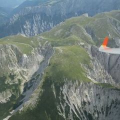 Flugwegposition um 13:40:56: Aufgenommen in der Nähe von Gemeinde Turnau, Österreich in 2631 Meter